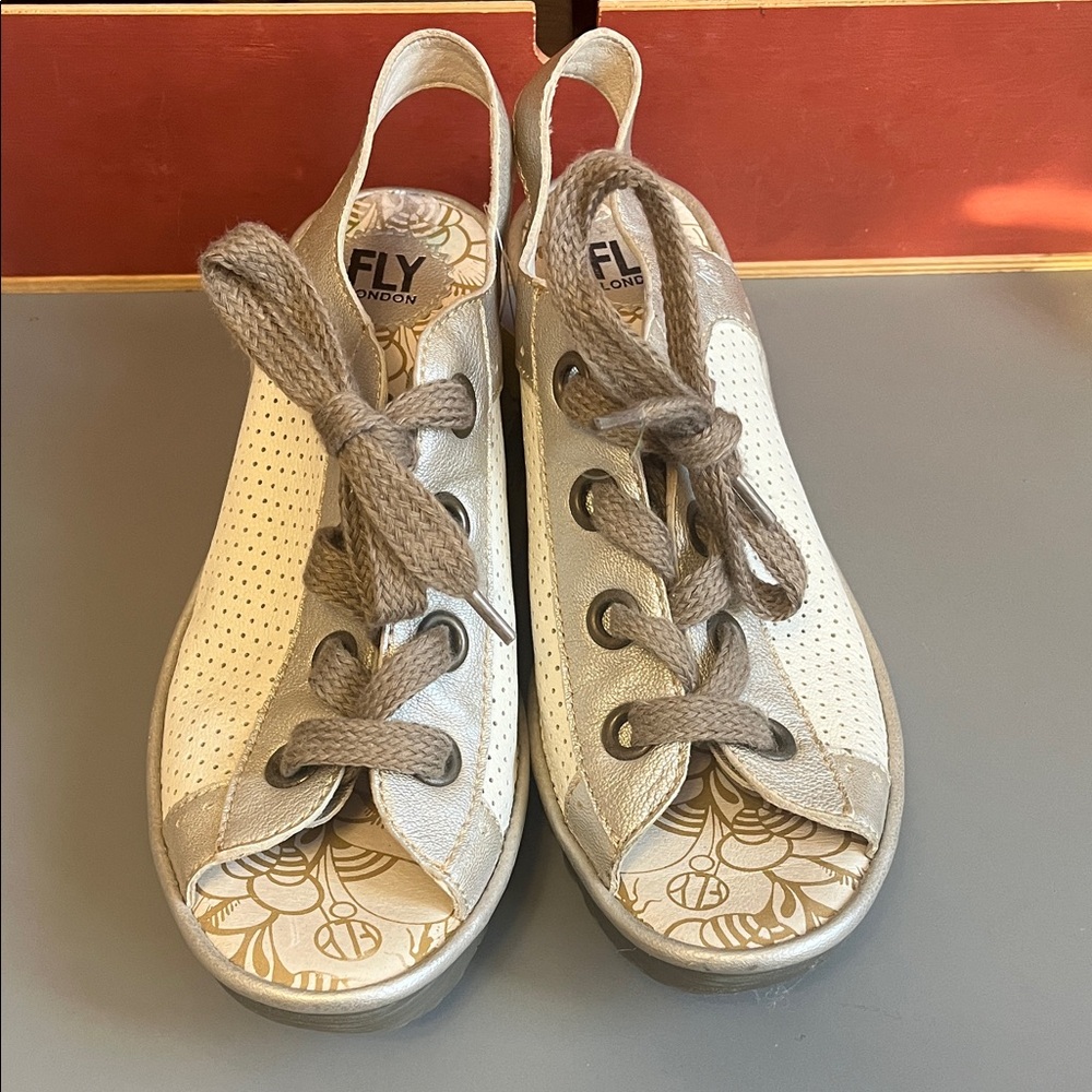 Fly London Cream and Gray Lace-Up Sandals